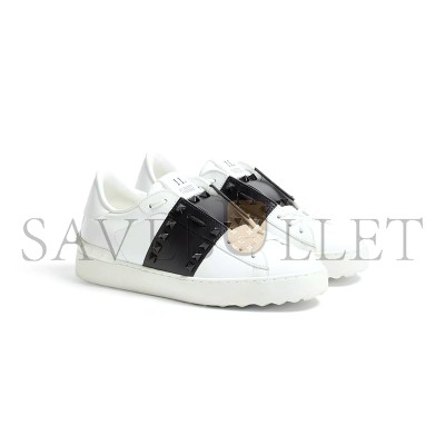 VALENTINO ROCKSTUD UNTITLED SNEAKER IN CALFSKIN LEATHER WITH TONAL STUDS 7W2S0A01LTU_A01 VALENTINO ROCKSTUD UNTITLED SNEAKER IN CALFSKIN LEATHER WITH TONAL STUDS 7W2S0A01LTU_A01